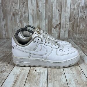Nike Air Force 1 Womens‎ Size 6.5 White Athletic Sneakers DD1525-100